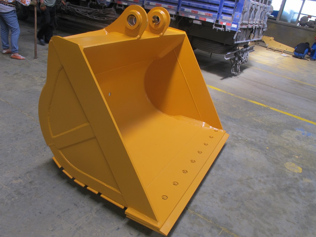 Material cleaning bucket